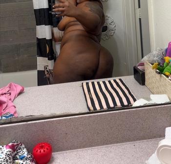 Zoey, 24  female escort, Kalamazoo